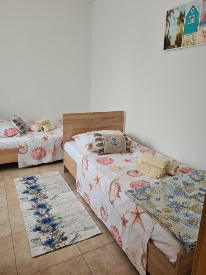 Apartman Luka Баньоле Екстер'єр фото