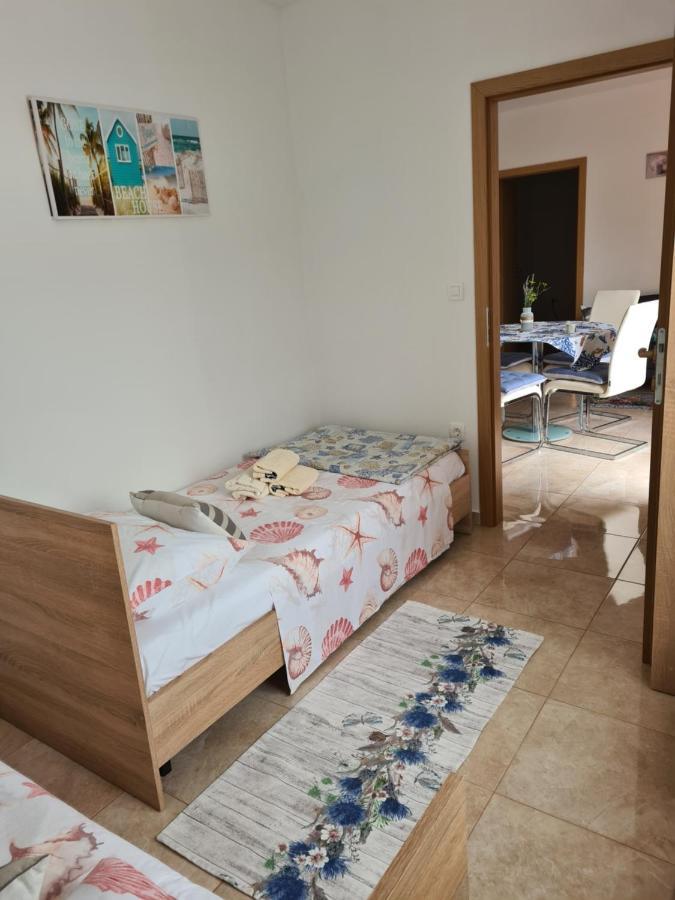 Apartman Luka Баньоле Екстер'єр фото