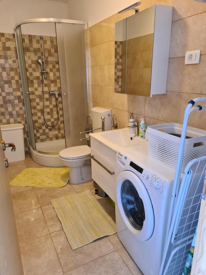 Apartman Luka Баньоле Екстер'єр фото